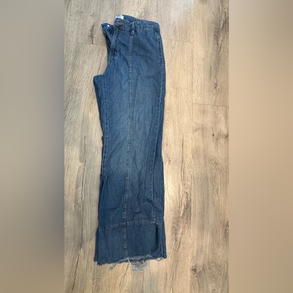 Time and Tru Women's Flare Jeans in Denim Blue